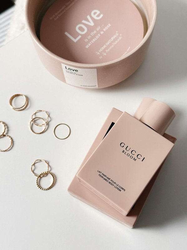 Les accessoires pour travestis : osez l'élégance audacieuse !